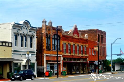 Palestine, TX .